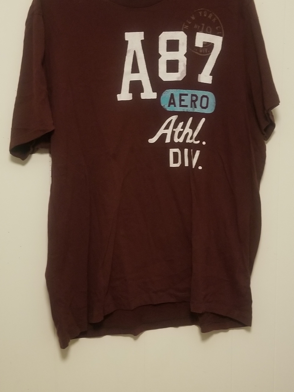 Aeropostale Burgundy Brown Short Sleeve A87 Graphic Tee with Blue Accent